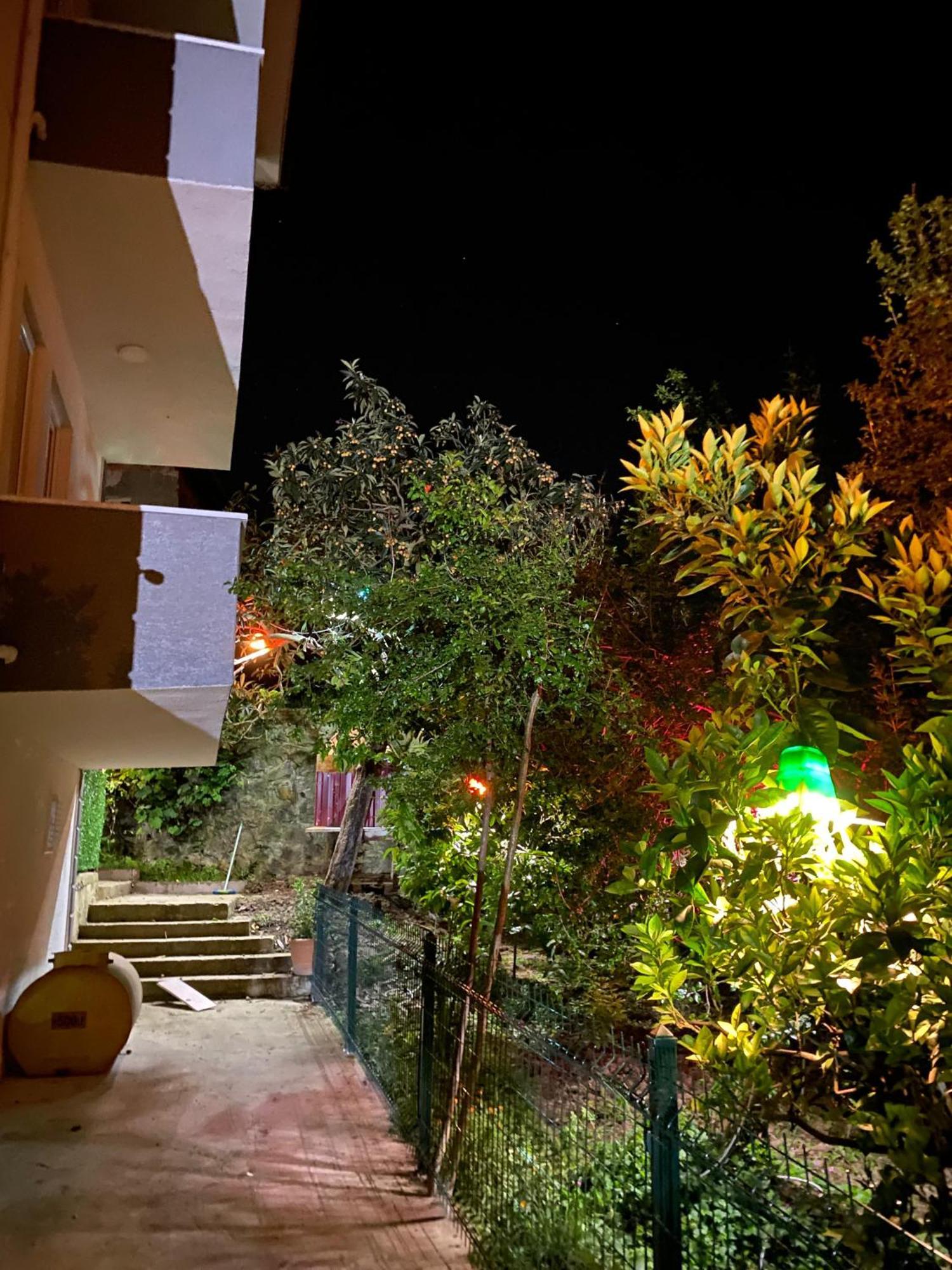 Five Stars Apart Aparthotel Trabzon Exteriör bild